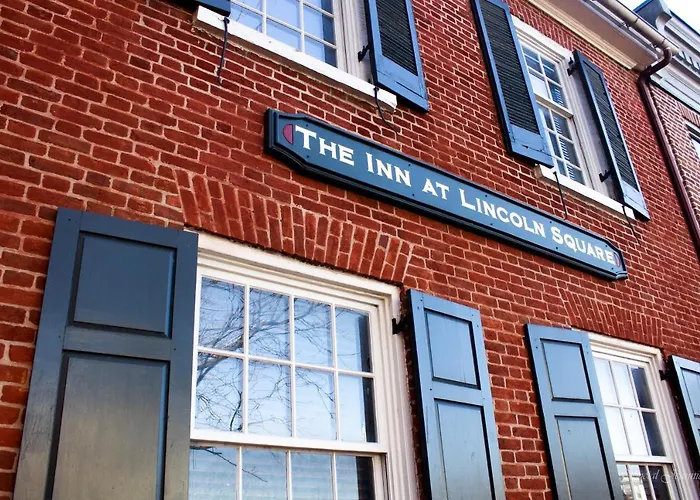The Inn At Lincoln Square
