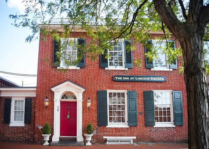 The Inn At Lincoln Square